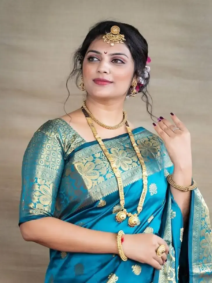 free-saree-101-firoza-jungle-herbs-unstitched-original-imahbxn2yvxrvjse.webp